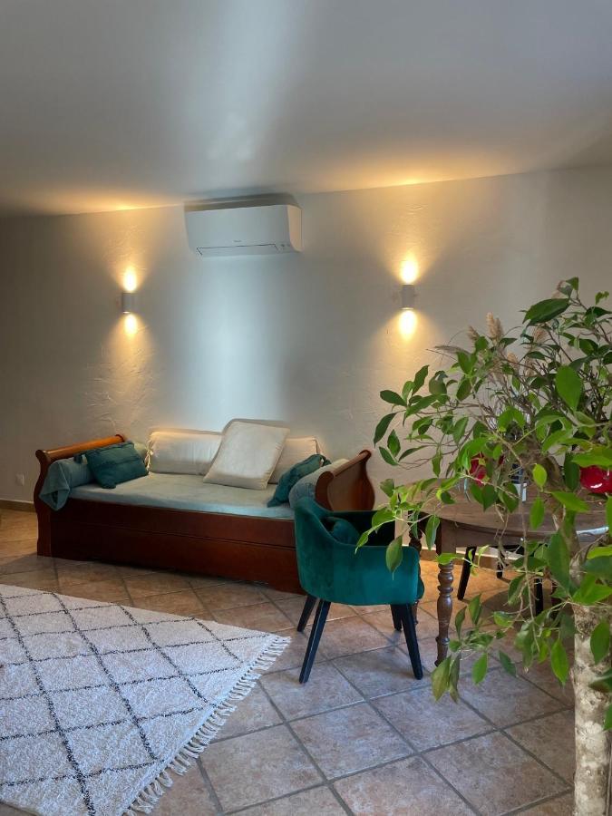 Domaine Des Tuilieres Avec Jacuzzi Apartment Vallauris Ngoại thất bức ảnh